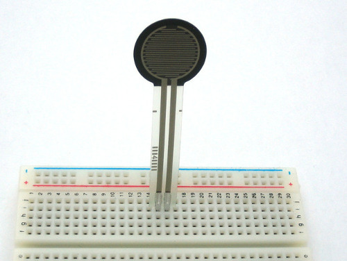 Figura 5 – usando o sensor numa matriz de contatos 

