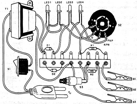 A montagem dispensa o uso de placa de circuito impresso 