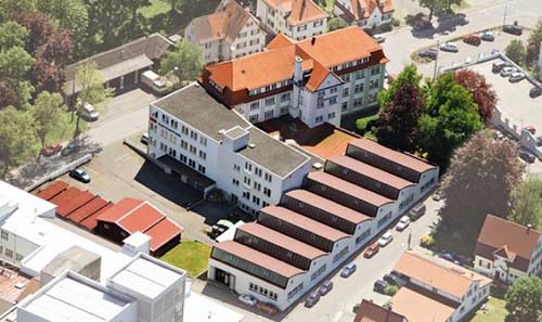 A Württembergische é uma empresa de controle familiar, fundada em 1939, e com instalações fabris na cidade de Balingen, centro-sul da Alemanha, a 75km de Stuttgart
