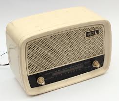 Figura 1 – Radio ABC Dunga valvulado dos anos 50.
