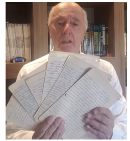 Figura 2 – Artigos escritos à mão
Figura 2 – Artigos escritos à mão