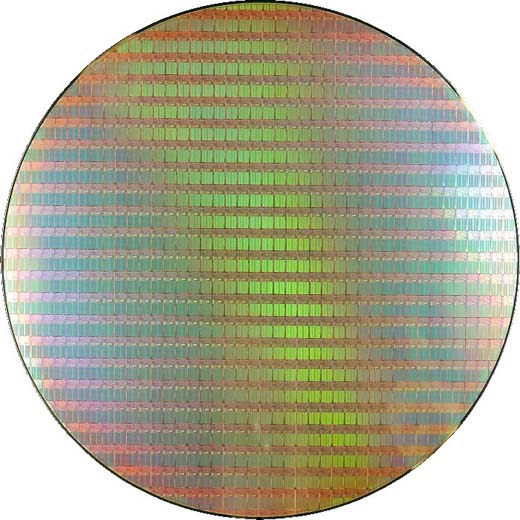 Figura 3 - Wafer de 300 mm, fabricado pela Intel  